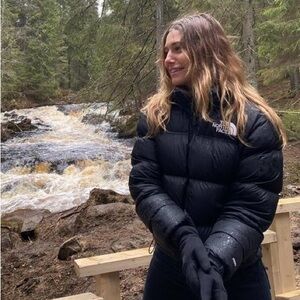 SOLD The North Face Women's 1996 Retro Nuptse Down Jacket